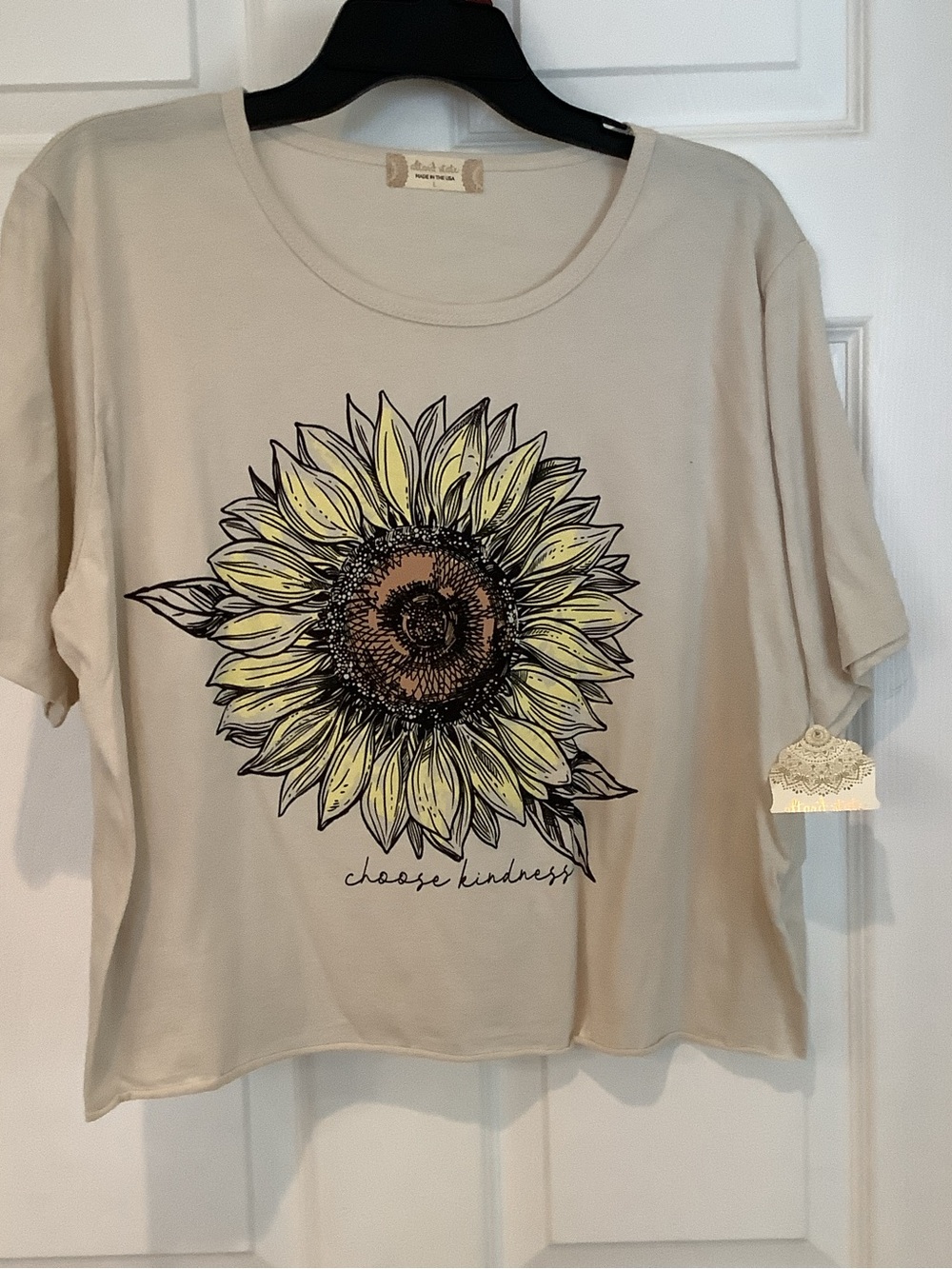 Altar'd State Cream Tee with Sunflower Graphic